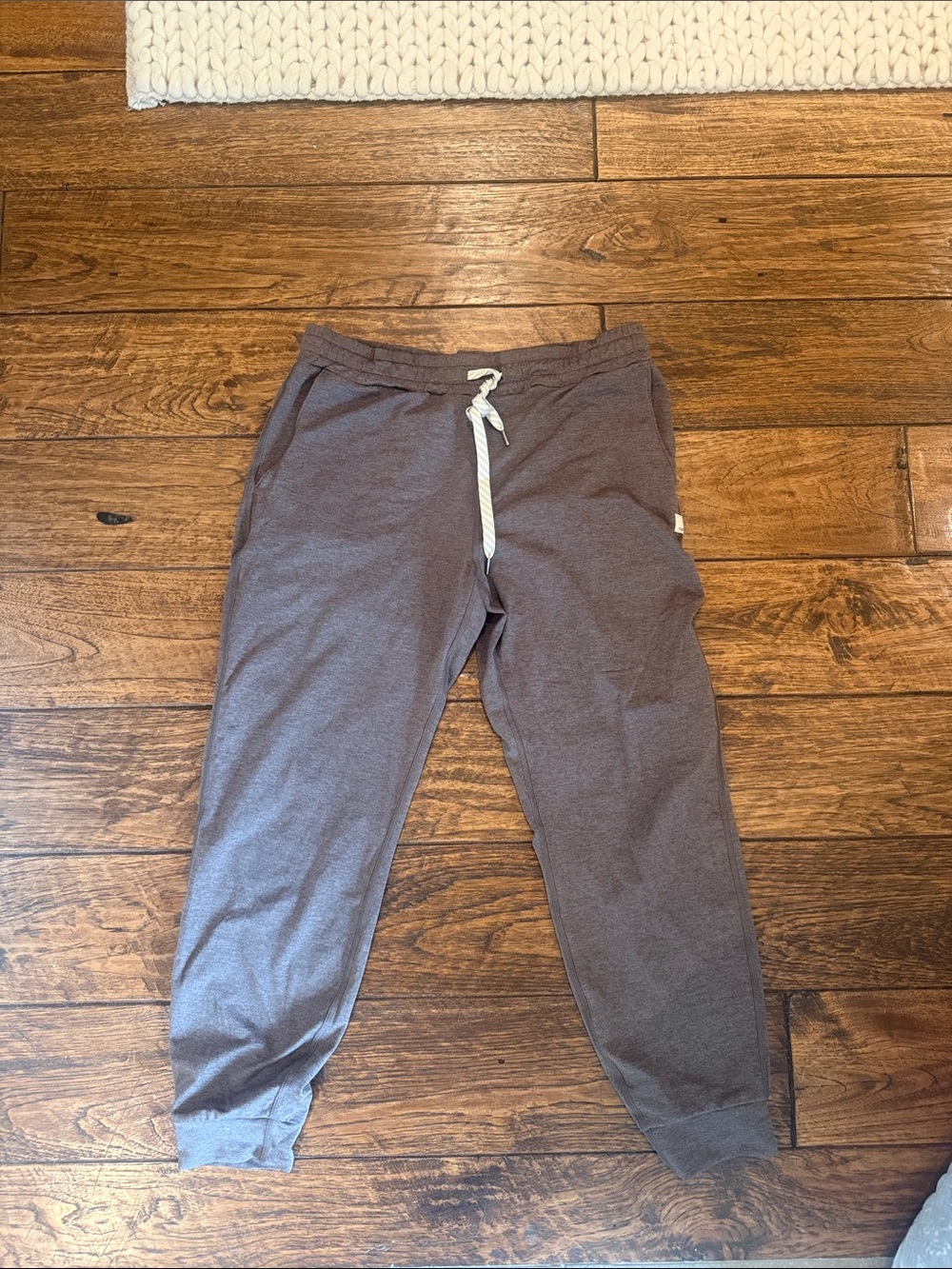 Vuori joggers